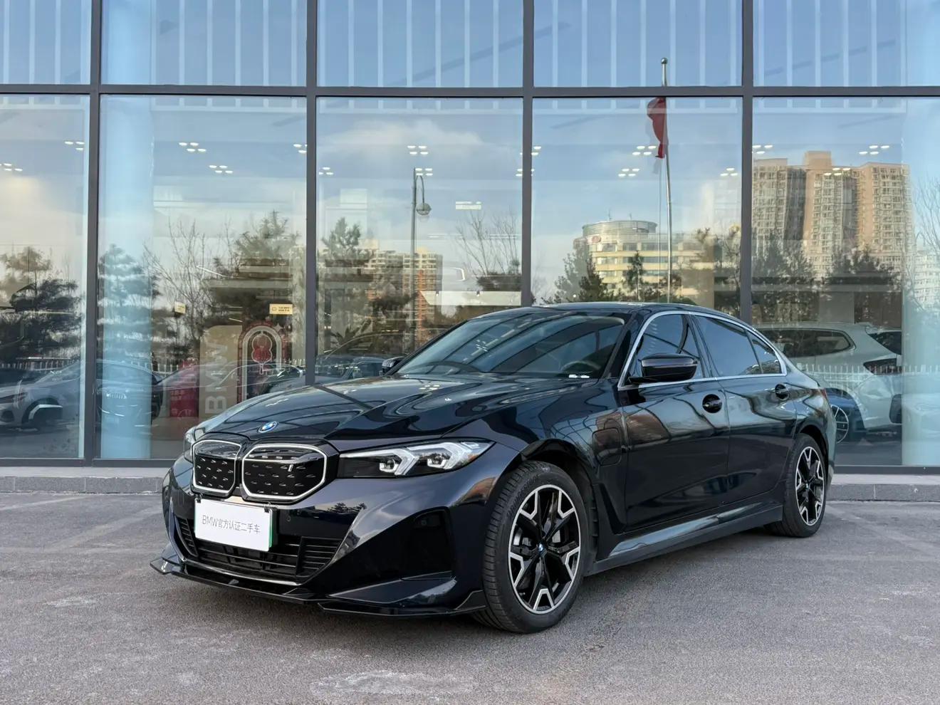 BMW i3 2023 г. 69003 км.