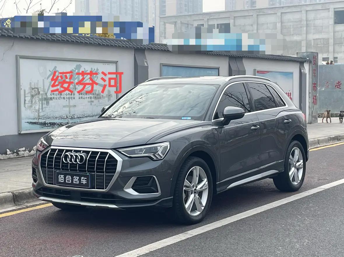 Audi Q3 2022 г. 49132 км.