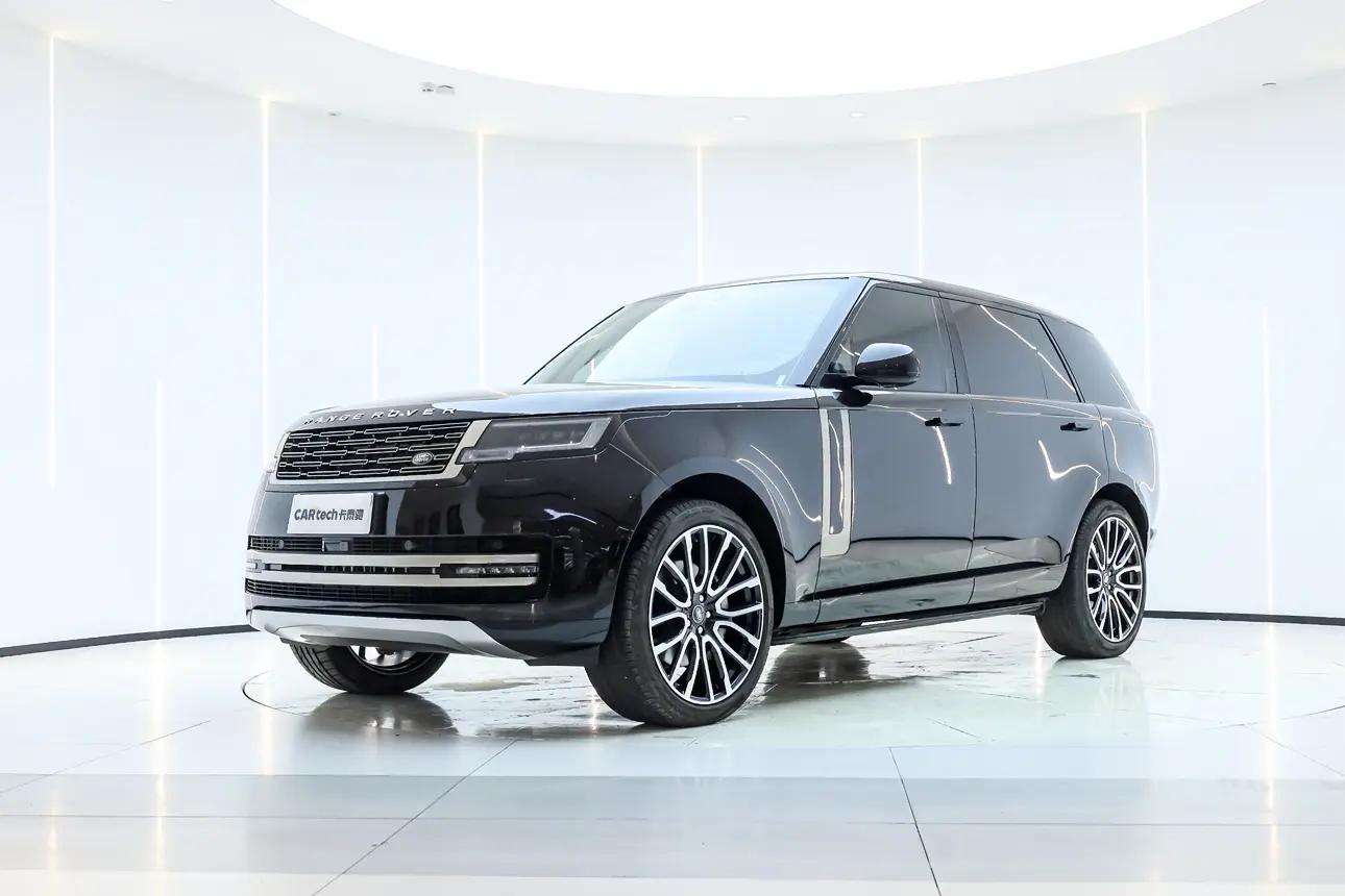 Land Rover Range rover 2023 г. 51638 км.