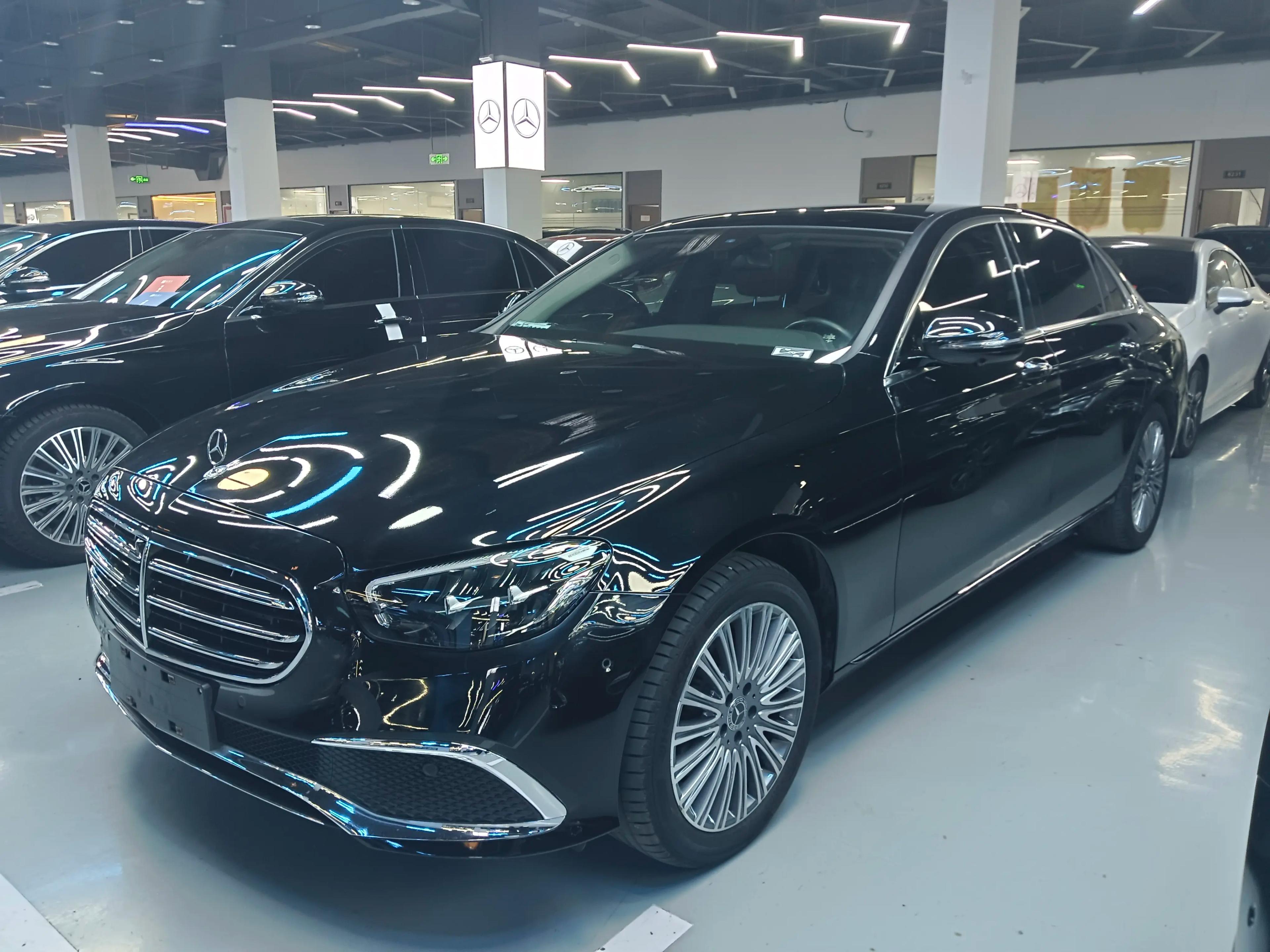 Mercedes-Benz E-Class 2023 г. 32071 км.