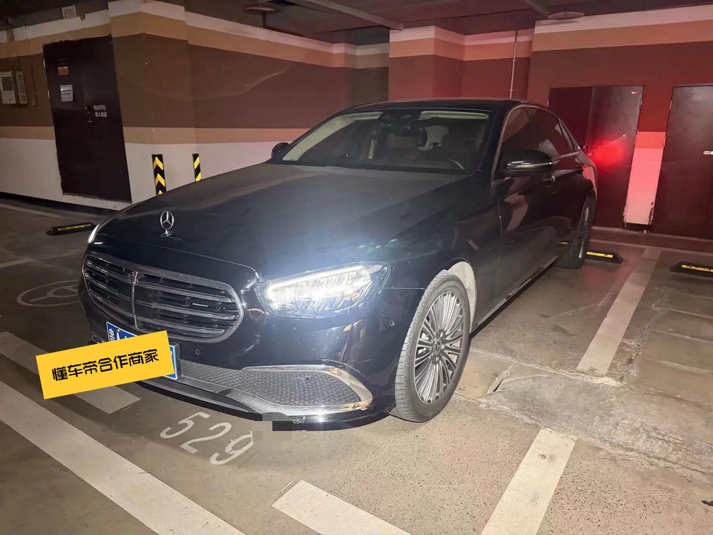 Mercedes-Benz E-Class 2023 г. 60075 км.
