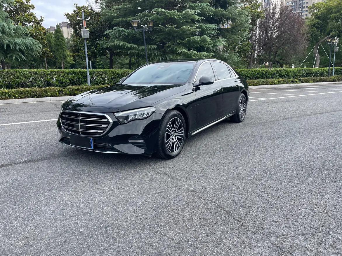 Mercedes-Benz E-Class 2024 г. 8009 км.