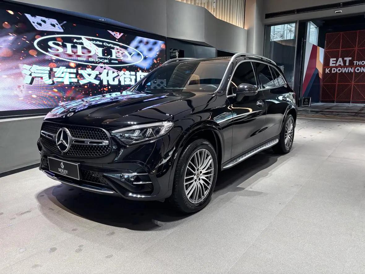Mercedes-Benz GLC 2025 г. 9009 км.