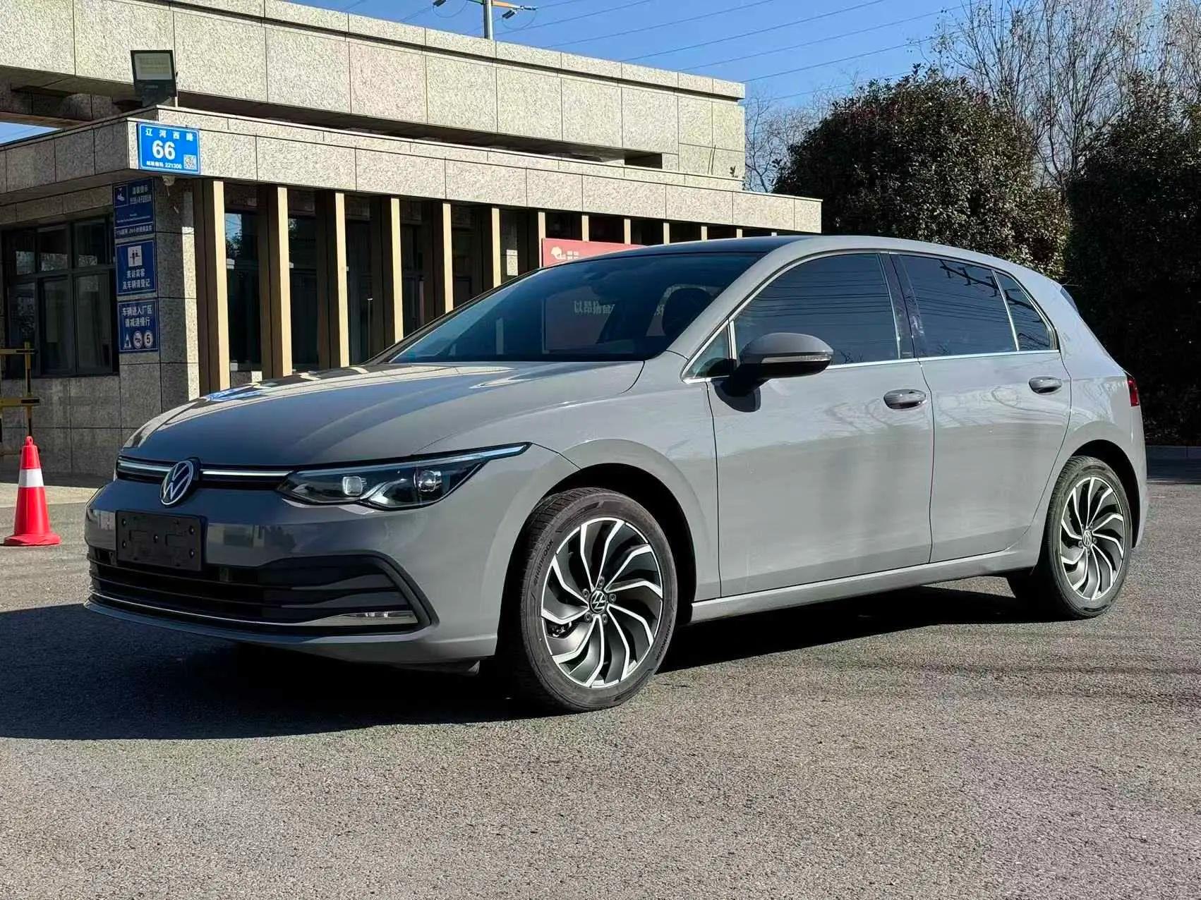 Volkswagen Golf 2022 г. 23338 км.
