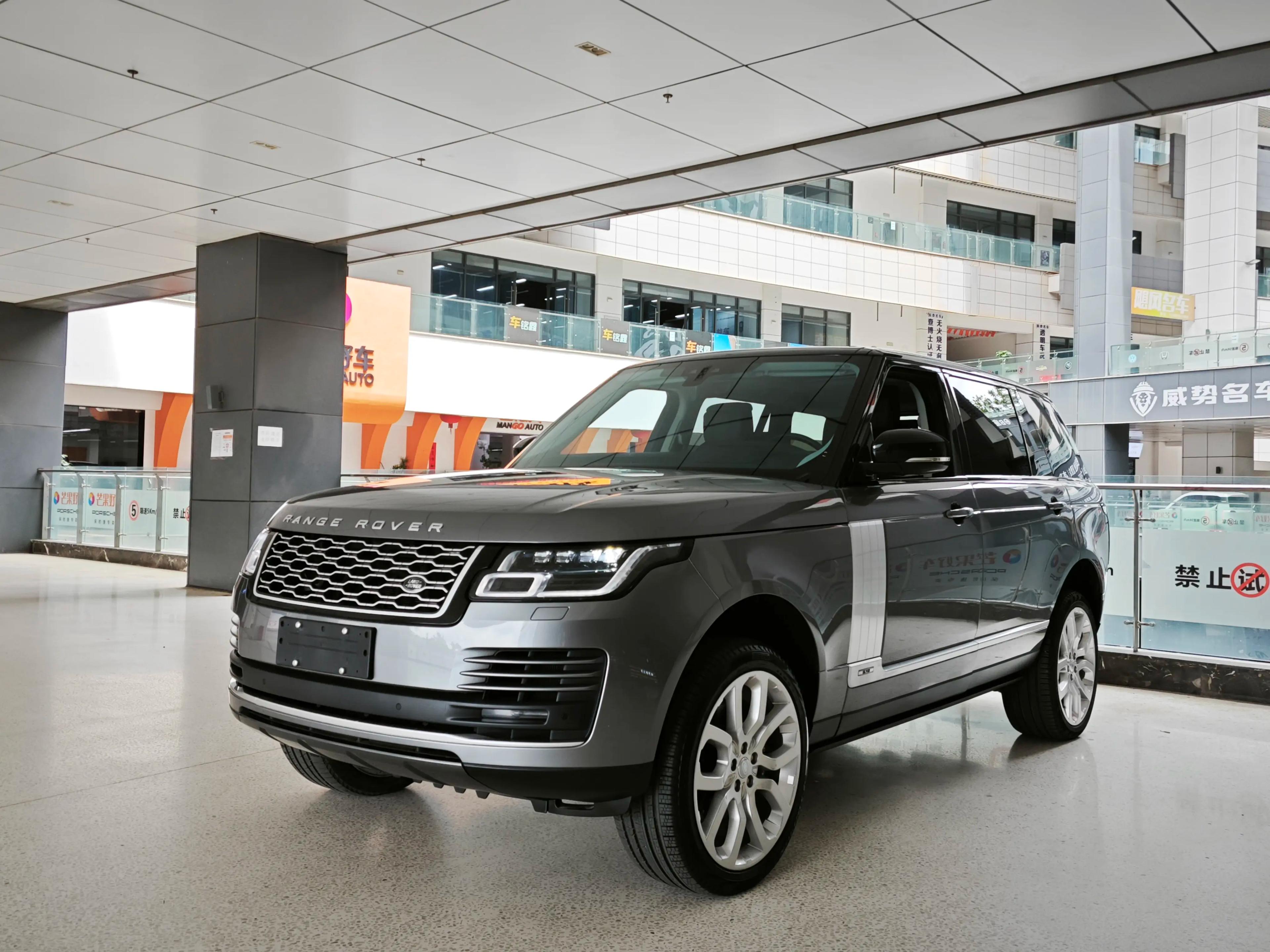 Land Rover Range rover 2022 г. 72133 км.