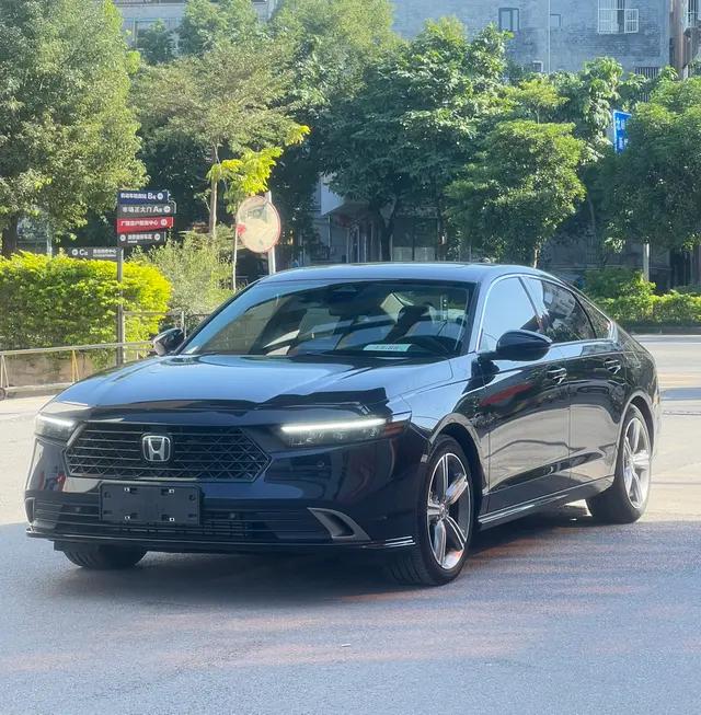 Honda Accord 2023 г. 22000 км.