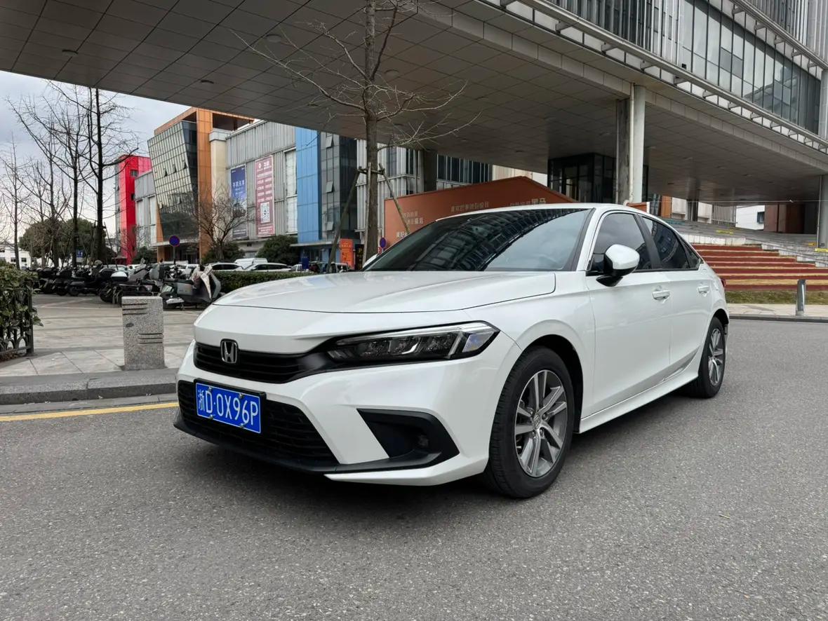 Honda Civic 2024 г. 13122 км.