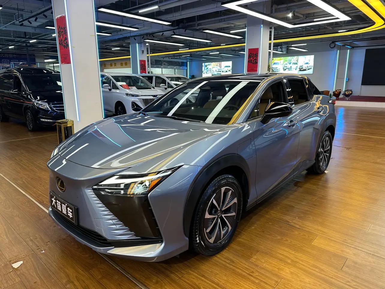 Lexus RZ 2023 г.