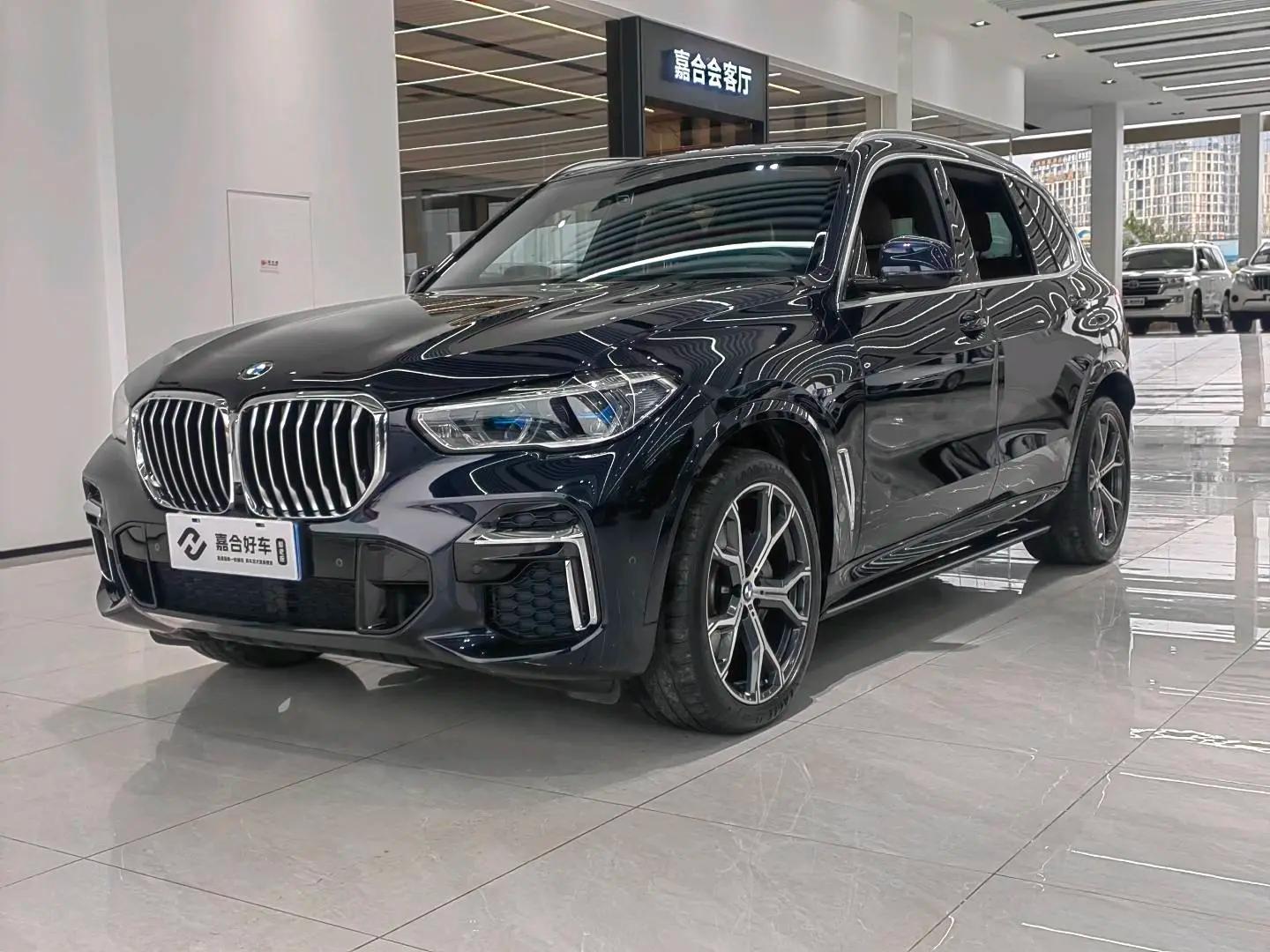 BMW X5 2022 г. 32128 км.