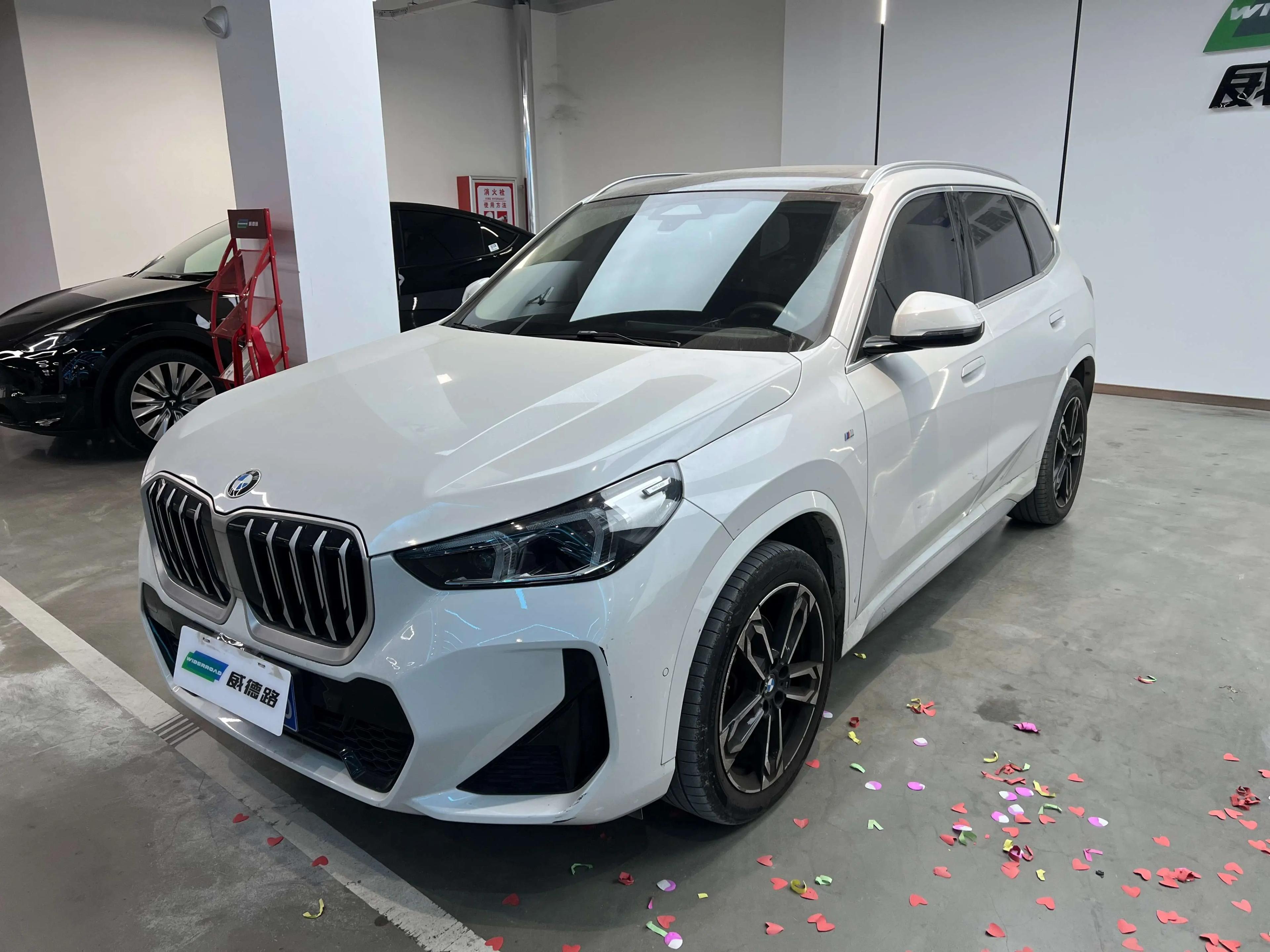 BMW X1 2023 г. 23531 км.