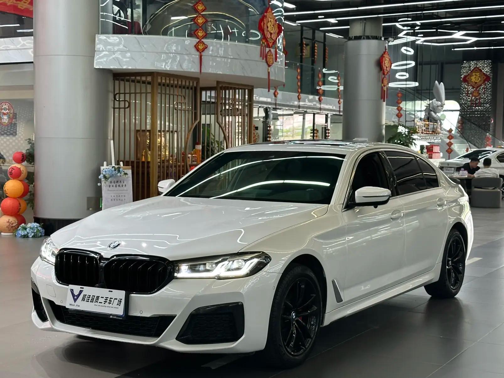 BMW 5 Series 2022 г. 63051 км.