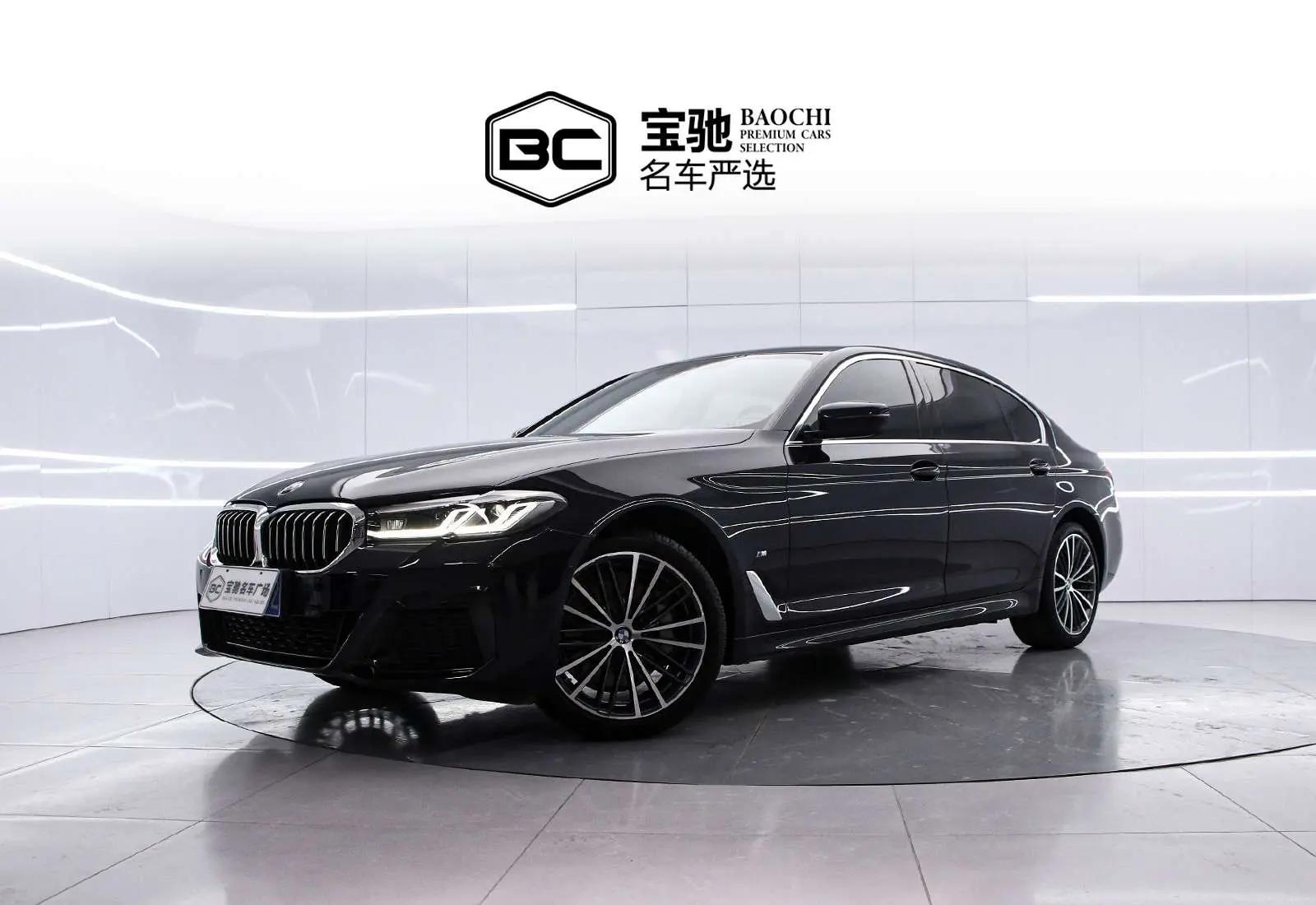 BMW 5 Series 2023 г. 21004 км.