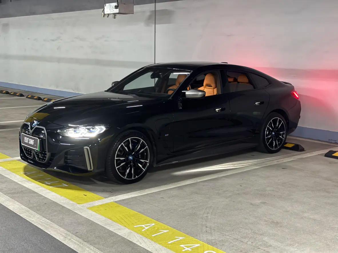 BMW i4 2024 г. 33093 км.