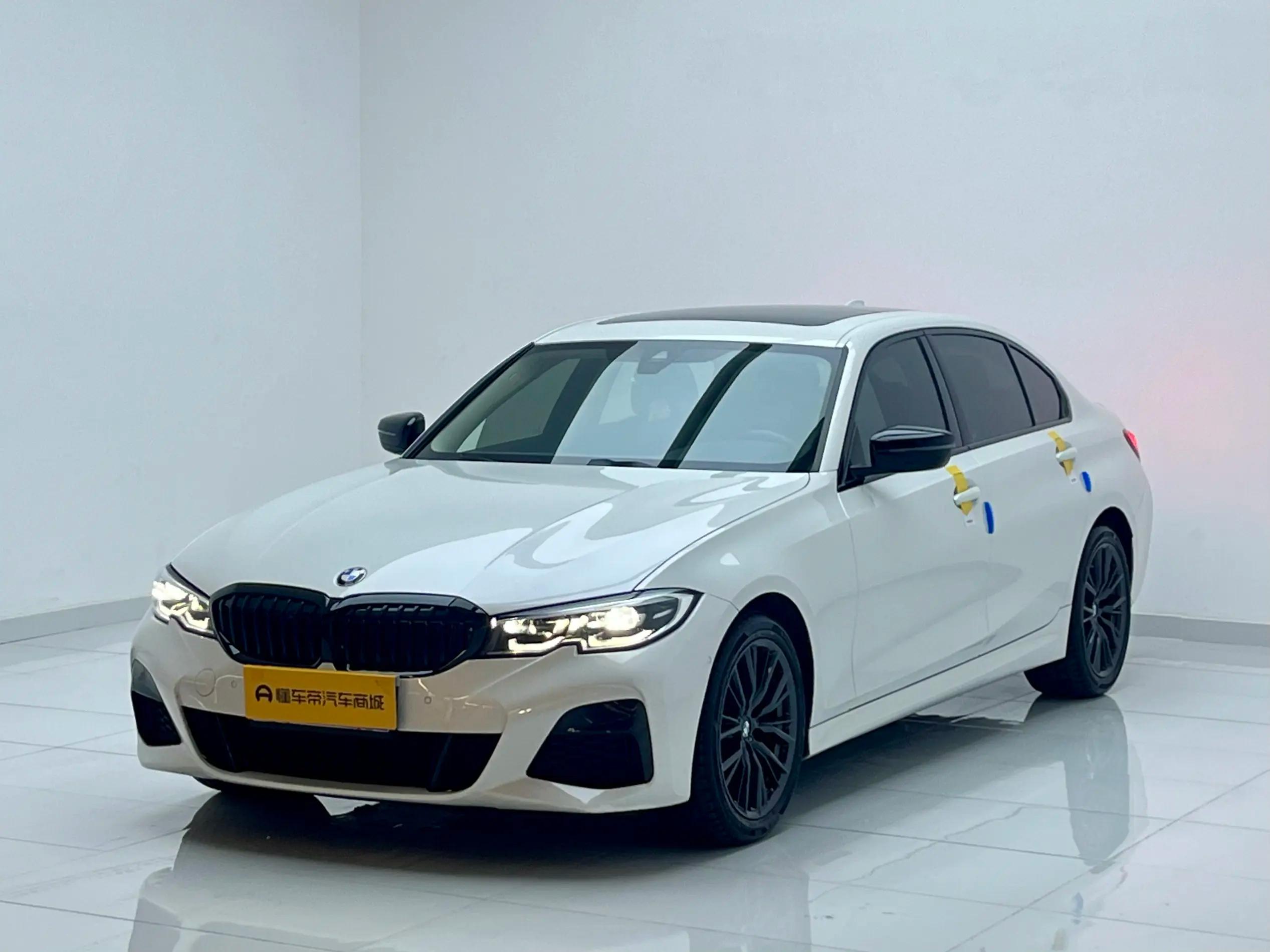 BMW 3 Series 2022 г. 41692 км.