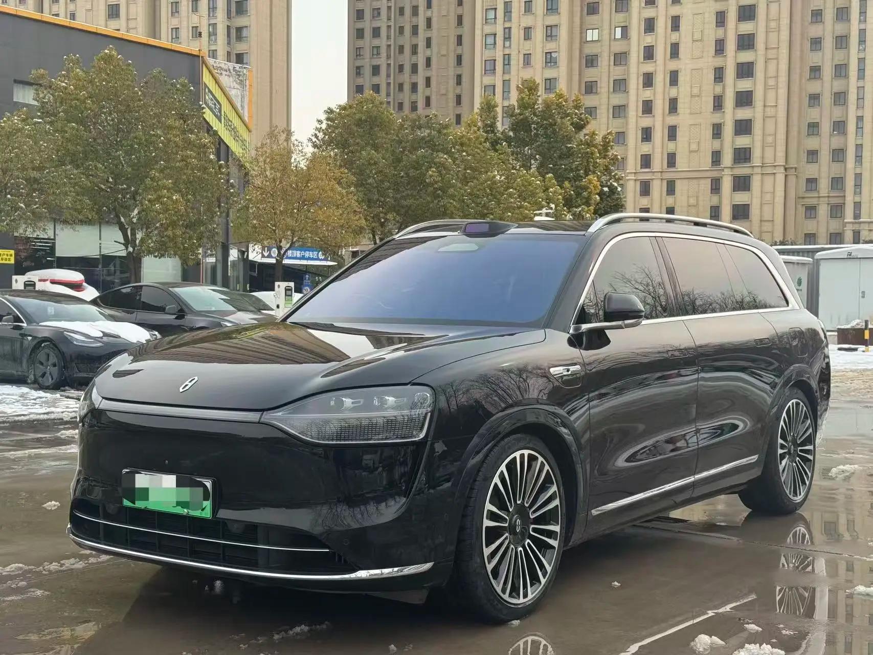 AITO M9 2024 г. 42131 км.