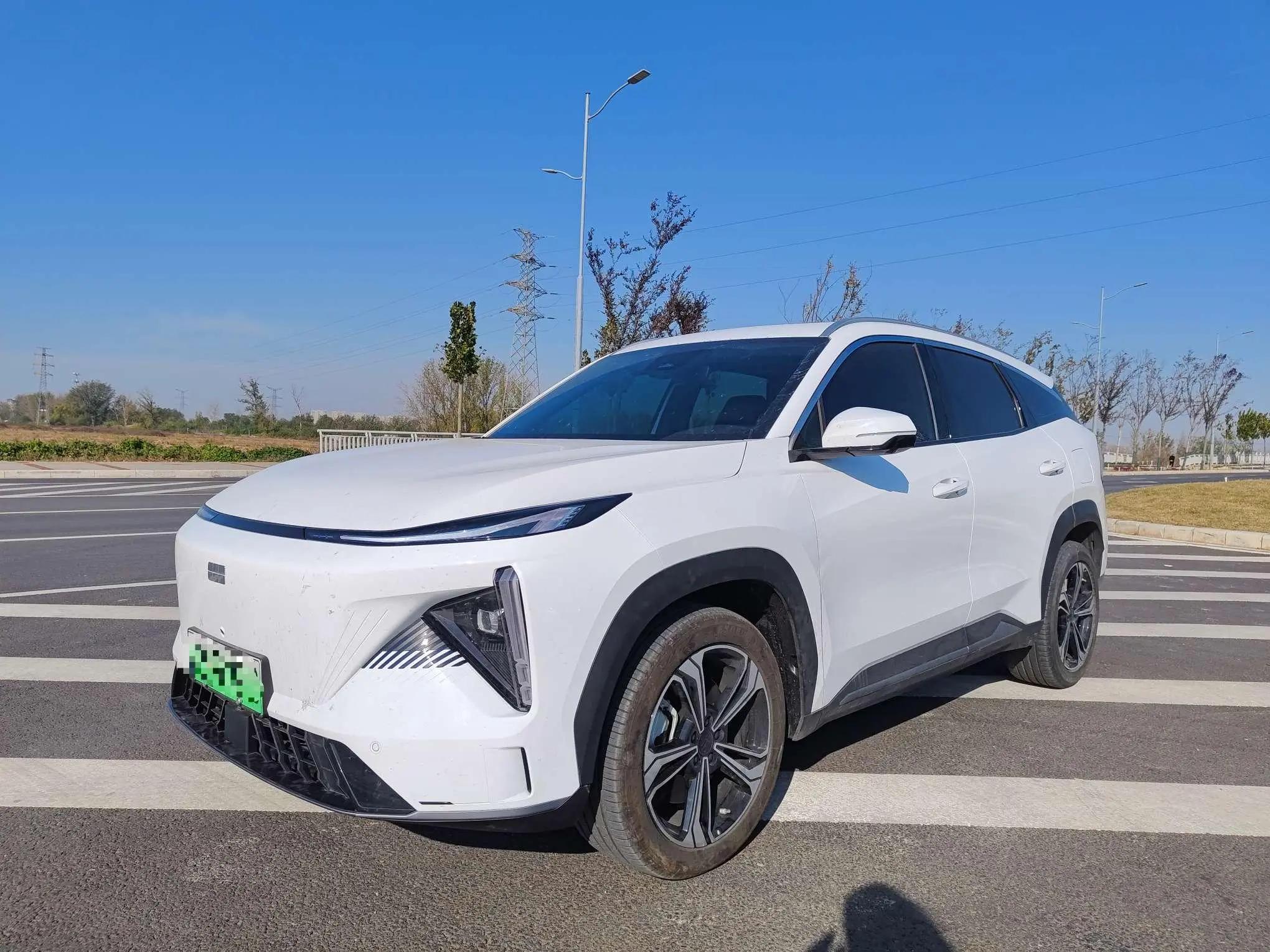 Geely Galaxy L7 2024 г. 28062 км.