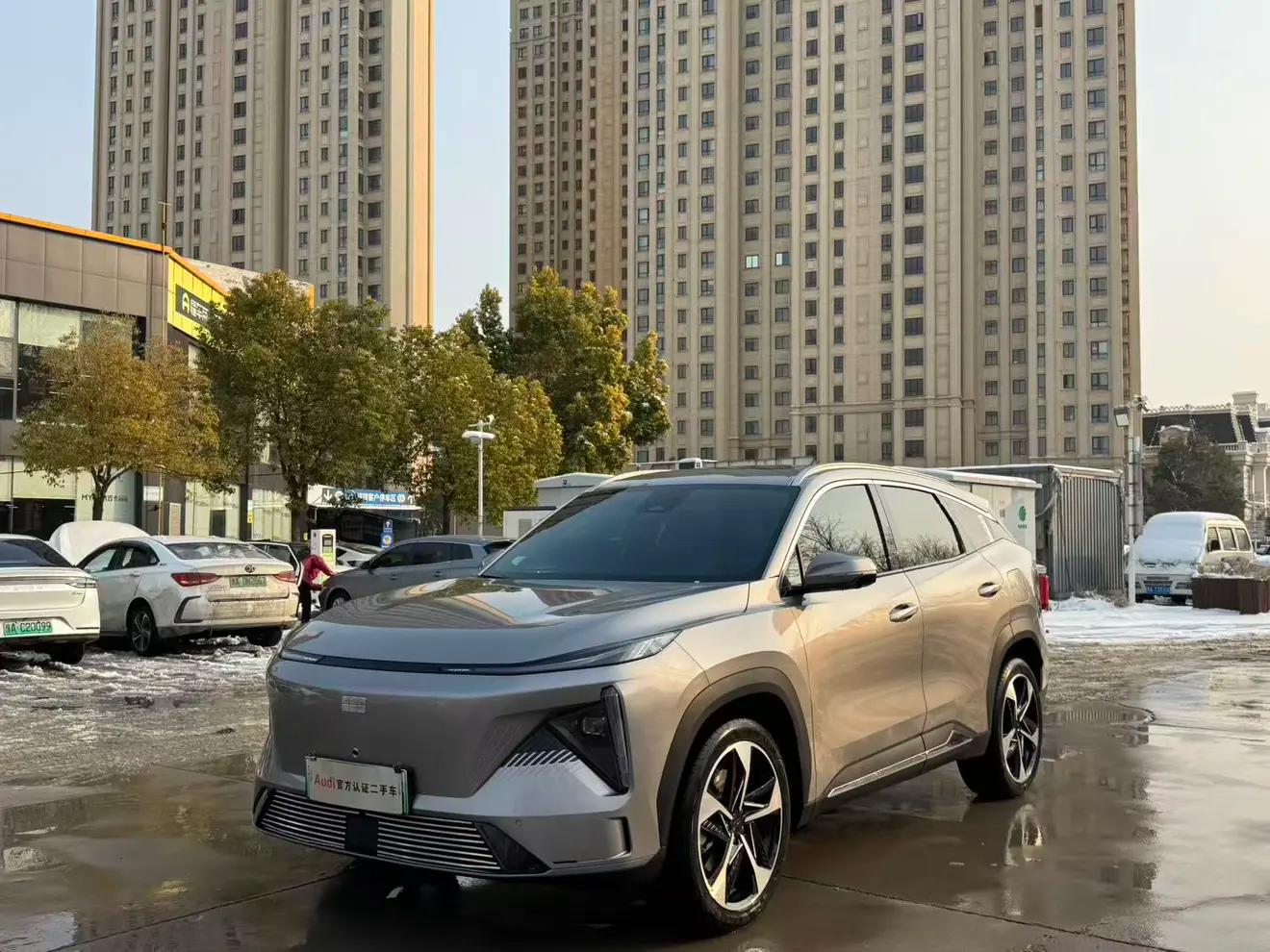 Geely Galaxy L7 2024 г. 15064 км.