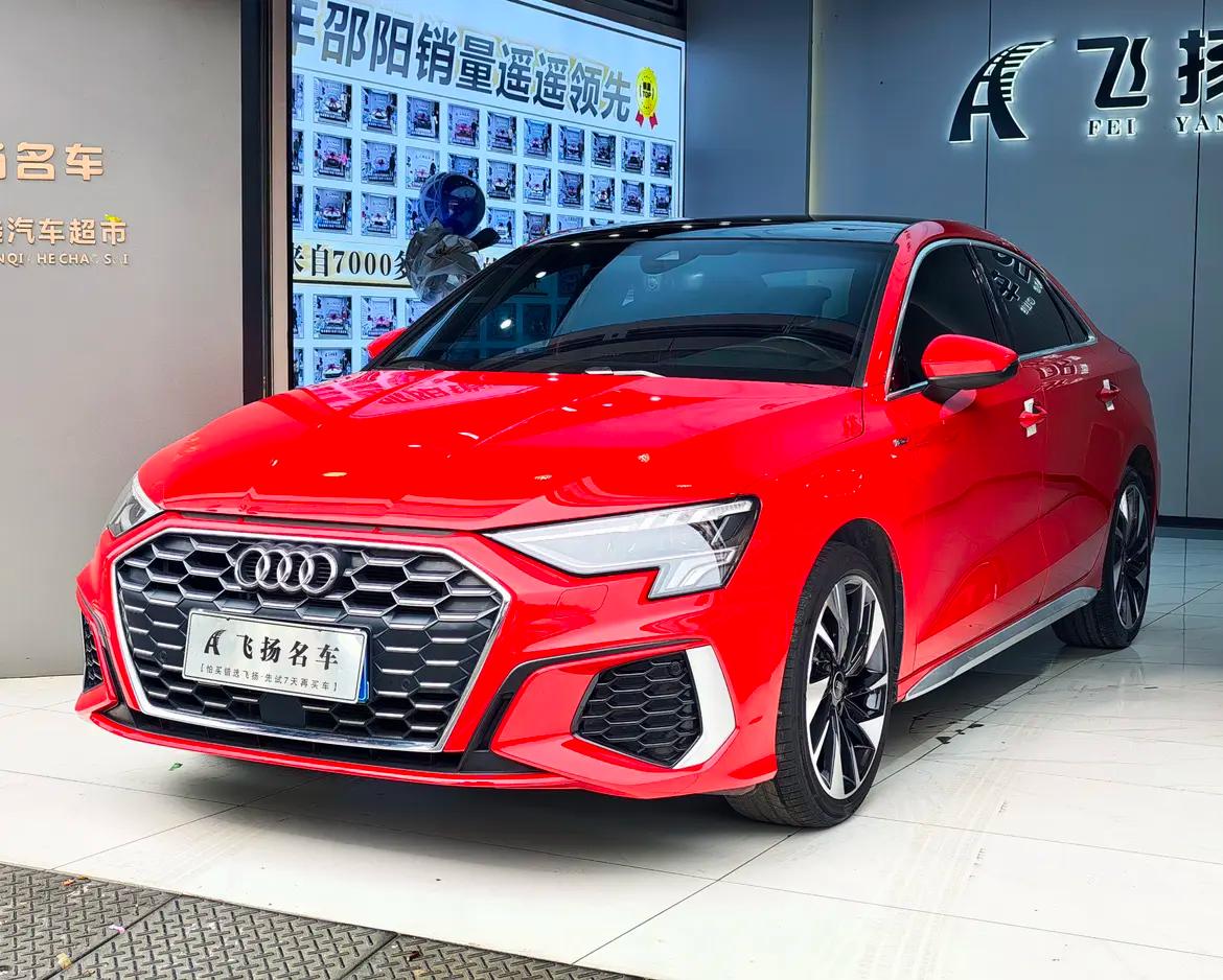 Audi A3 2023 г. 30113 км.