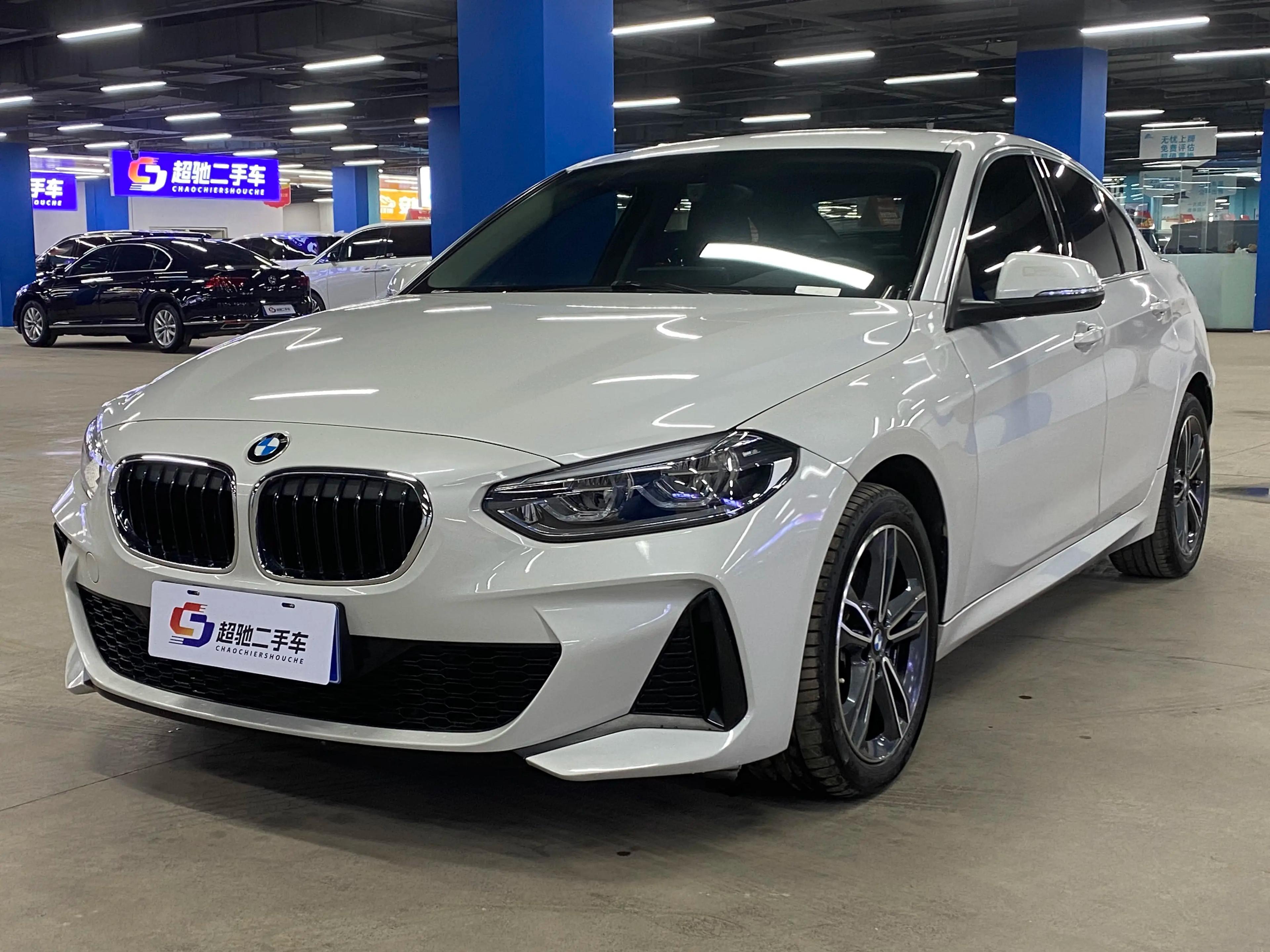 BMW 1 Series 2023 г. 29127 км.