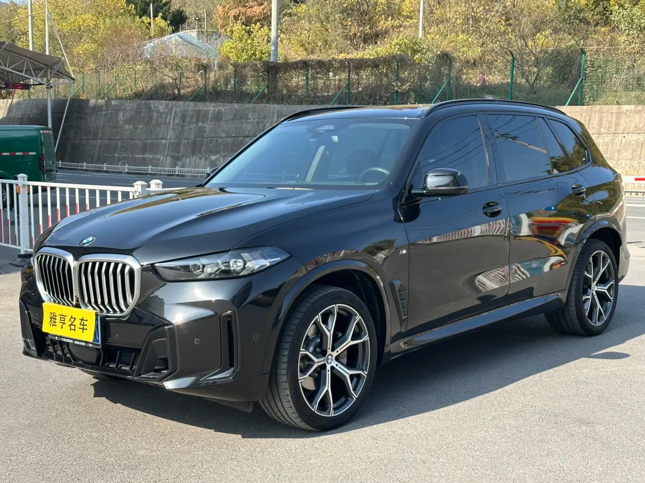 BMW X5 2024 г. 56024 км.