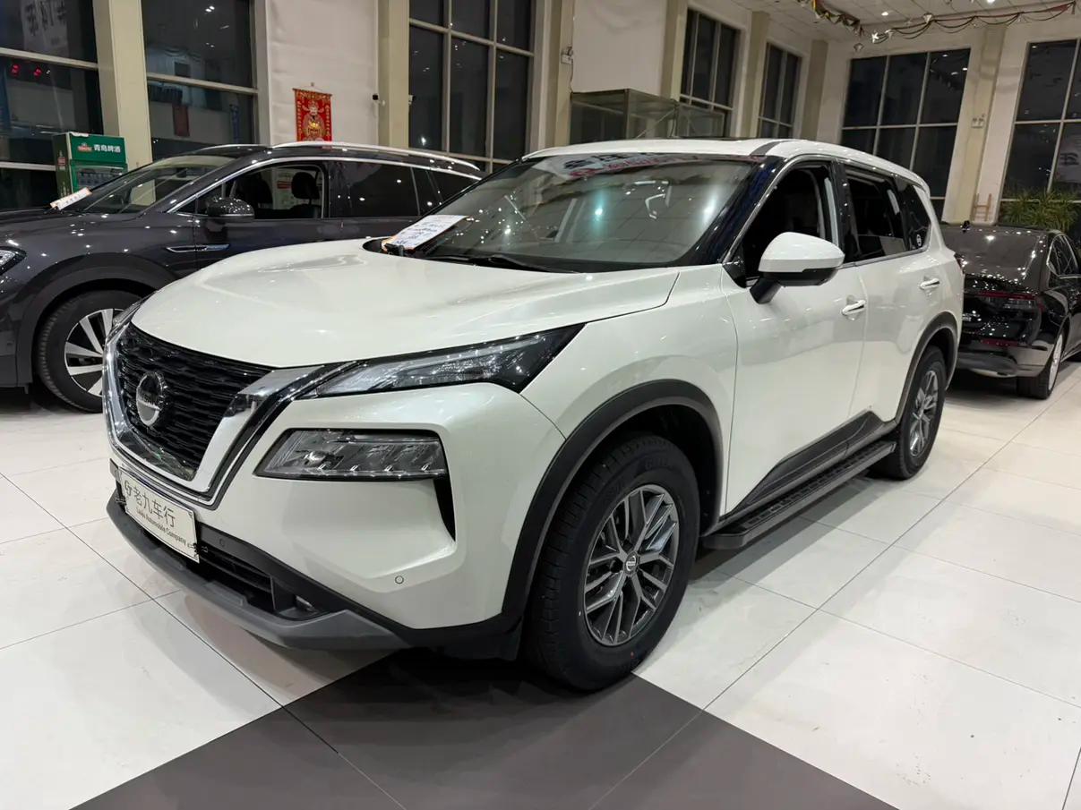 Nissan X-Trail 2022 г. 29121 км.