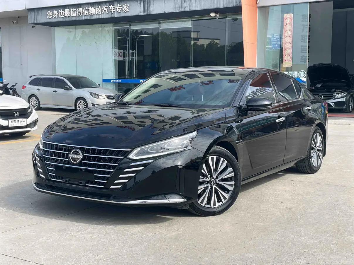 Nissan Altima 2023 г. 48062 км.