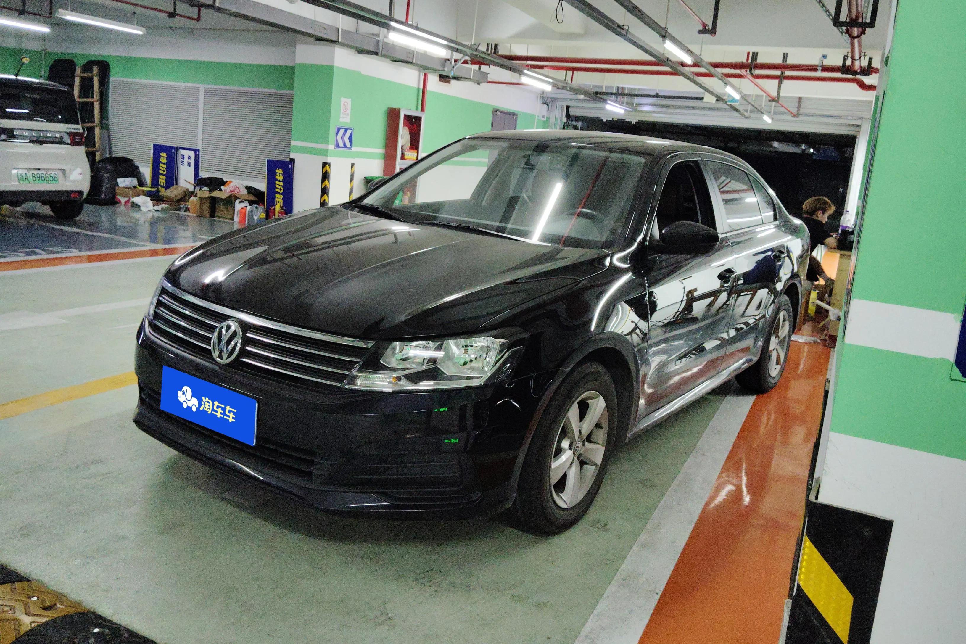 Volkswagen Lavida 2023 г. 43537 км.