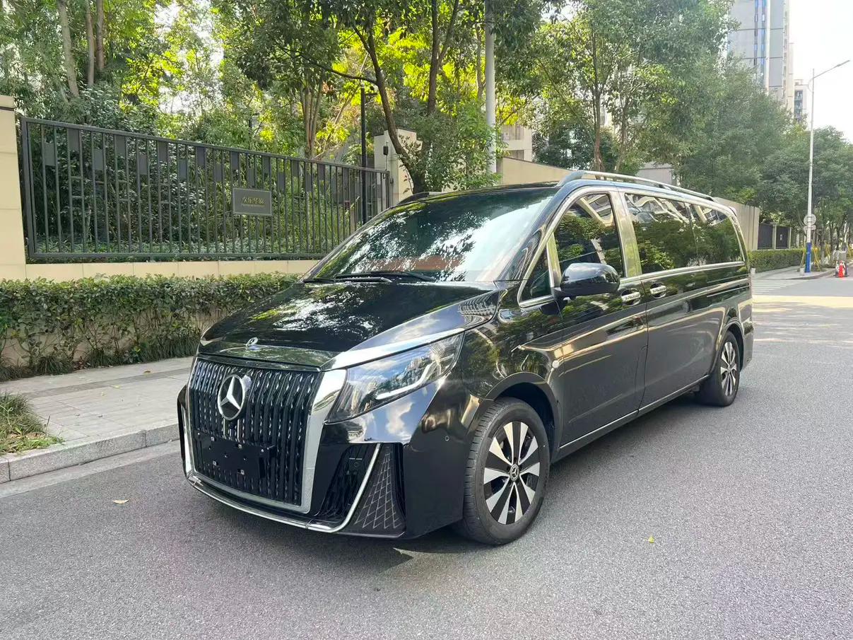 Mercedes-Benz Vito 2023 г. 37045 км.
