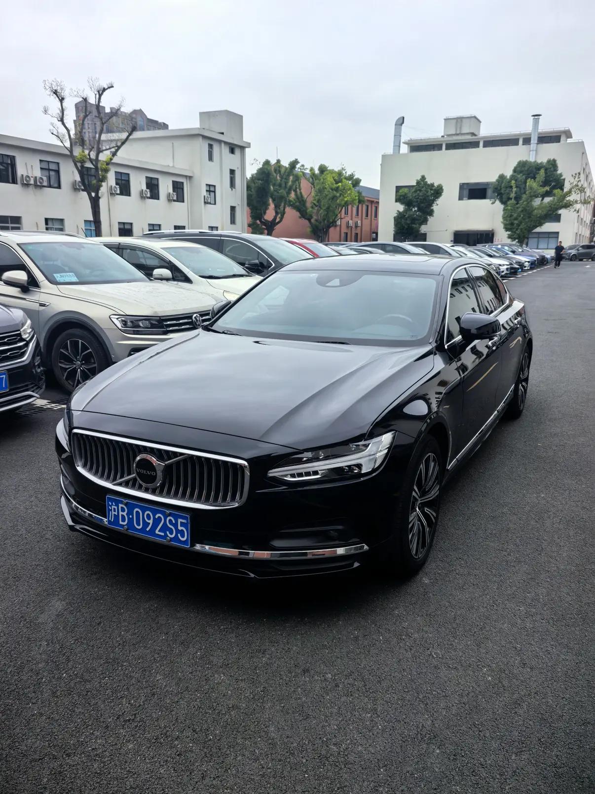 Volvo S90 2021 г. 66143 км.