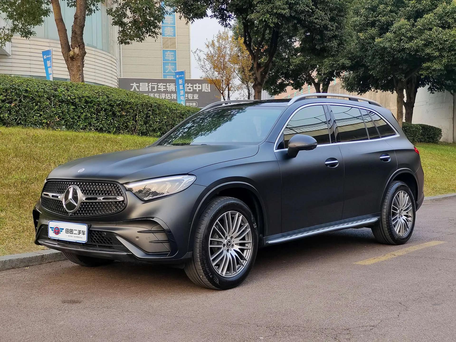 Mercedes-Benz GLC 2024 г. 45124 км.