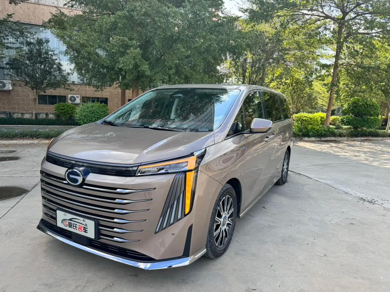 GAC Trumpchi E9 PHEV 2024 г. 4586 км.
