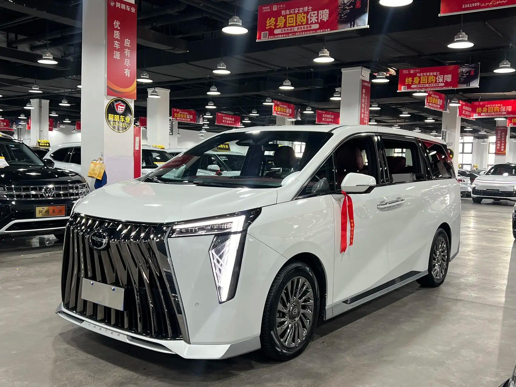 GAC Trumpchi M8 2025 г. 14088 км.