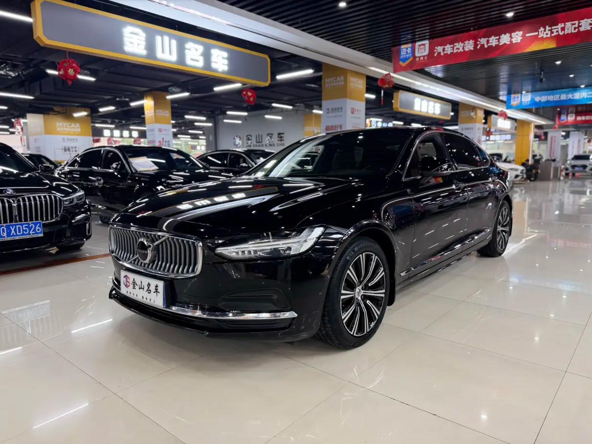 Volvo S90 2022 г. 49014 км.