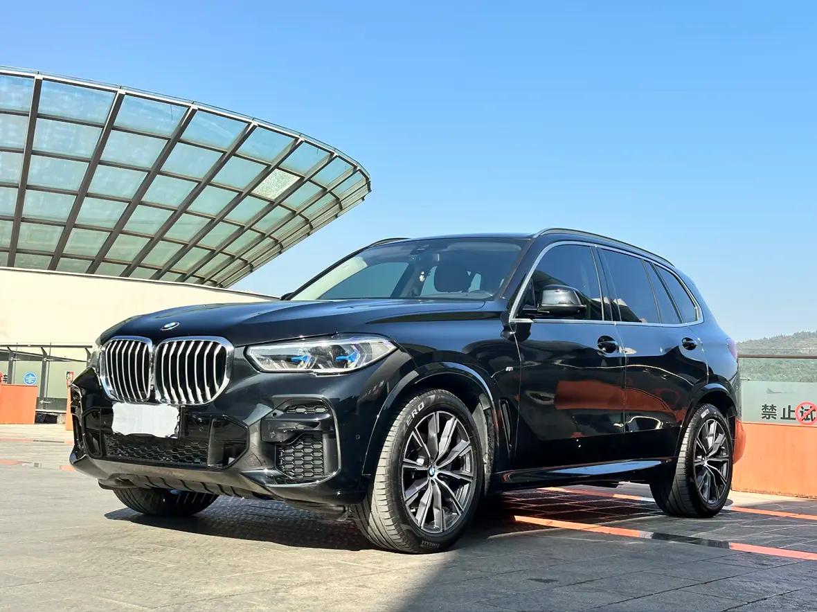 BMW X5 2022 г. 77107 км.