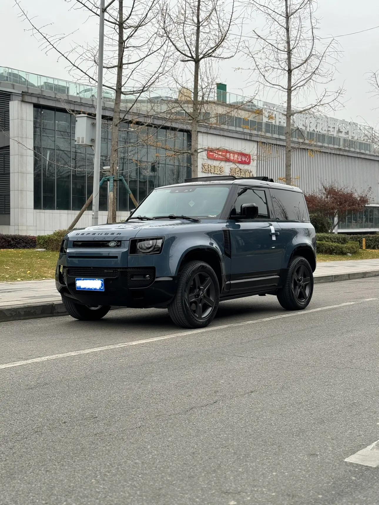 Land Rover Guard 2022 г. 50124 км.