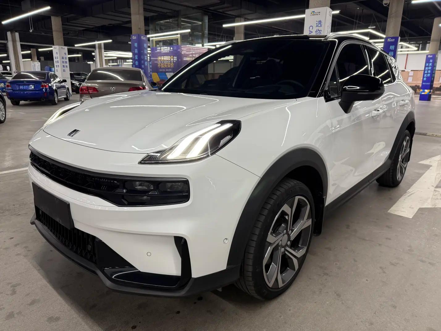 Lynk & Co 06 2023 г. 53027 км.
