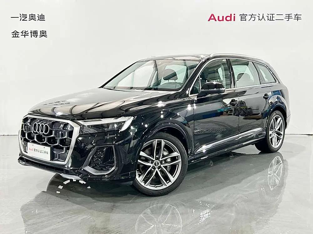 Audi Q7 2024 г. 1744 км.