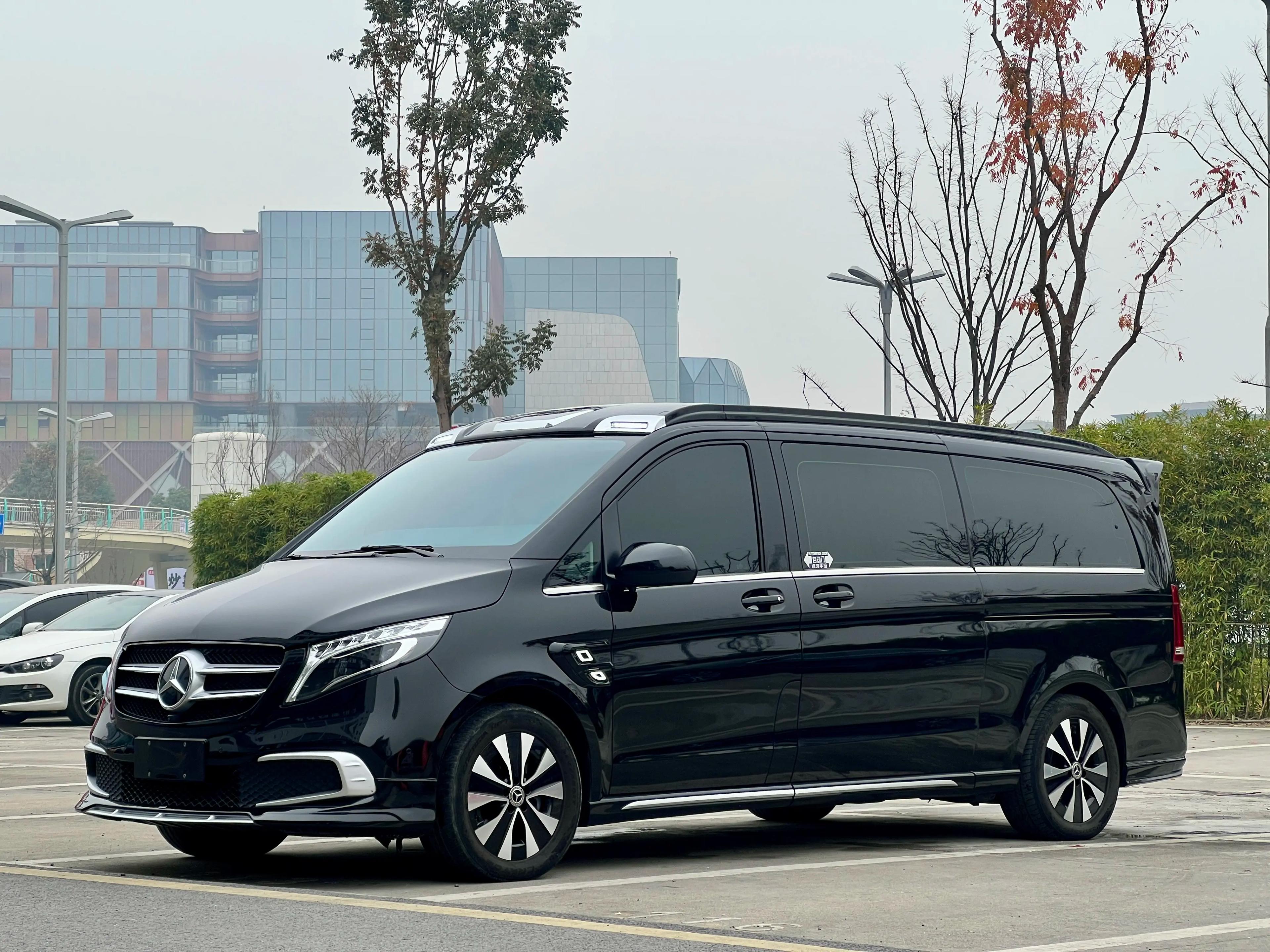Mercedes-Benz Vito 2024 г. 39062 км.