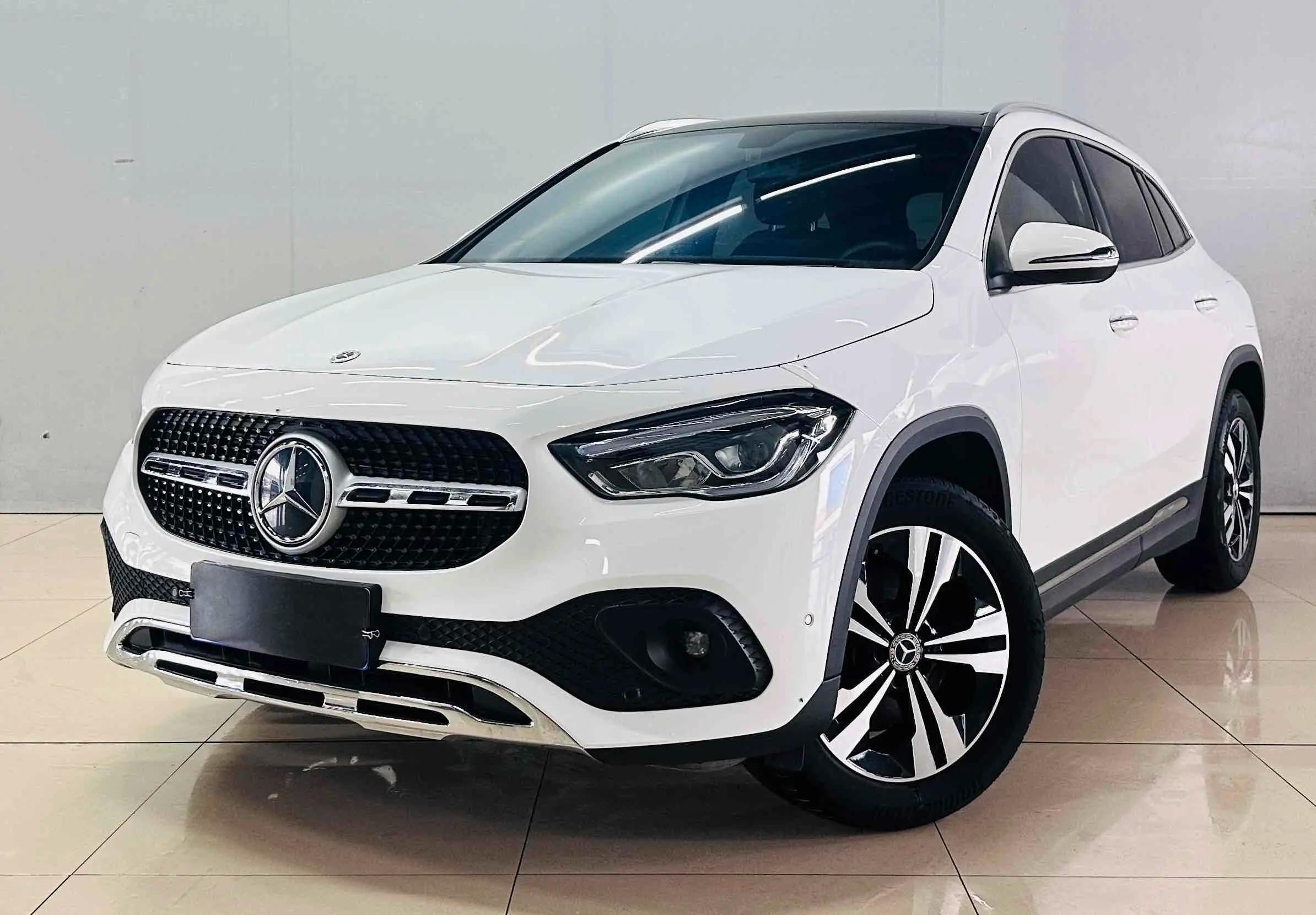 Mercedes-Benz GLA 2021 г. 61040 км.