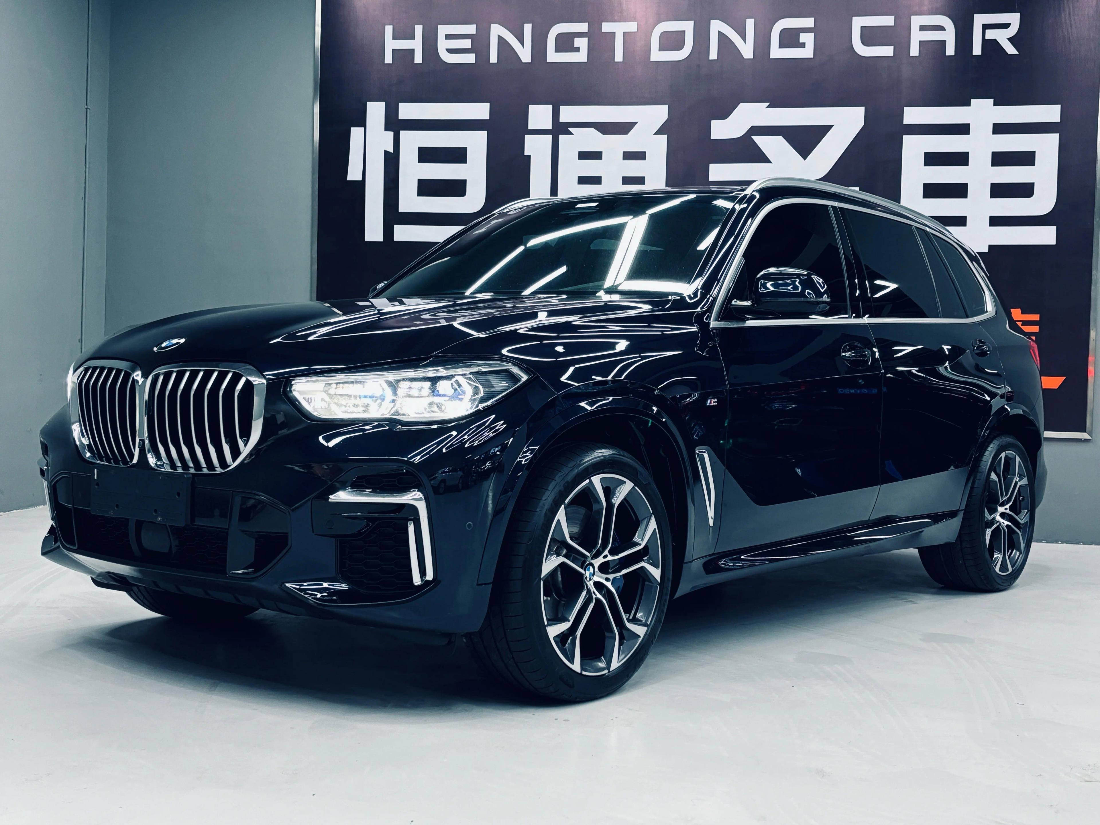BMW X5 2023 г. 72111 км.
