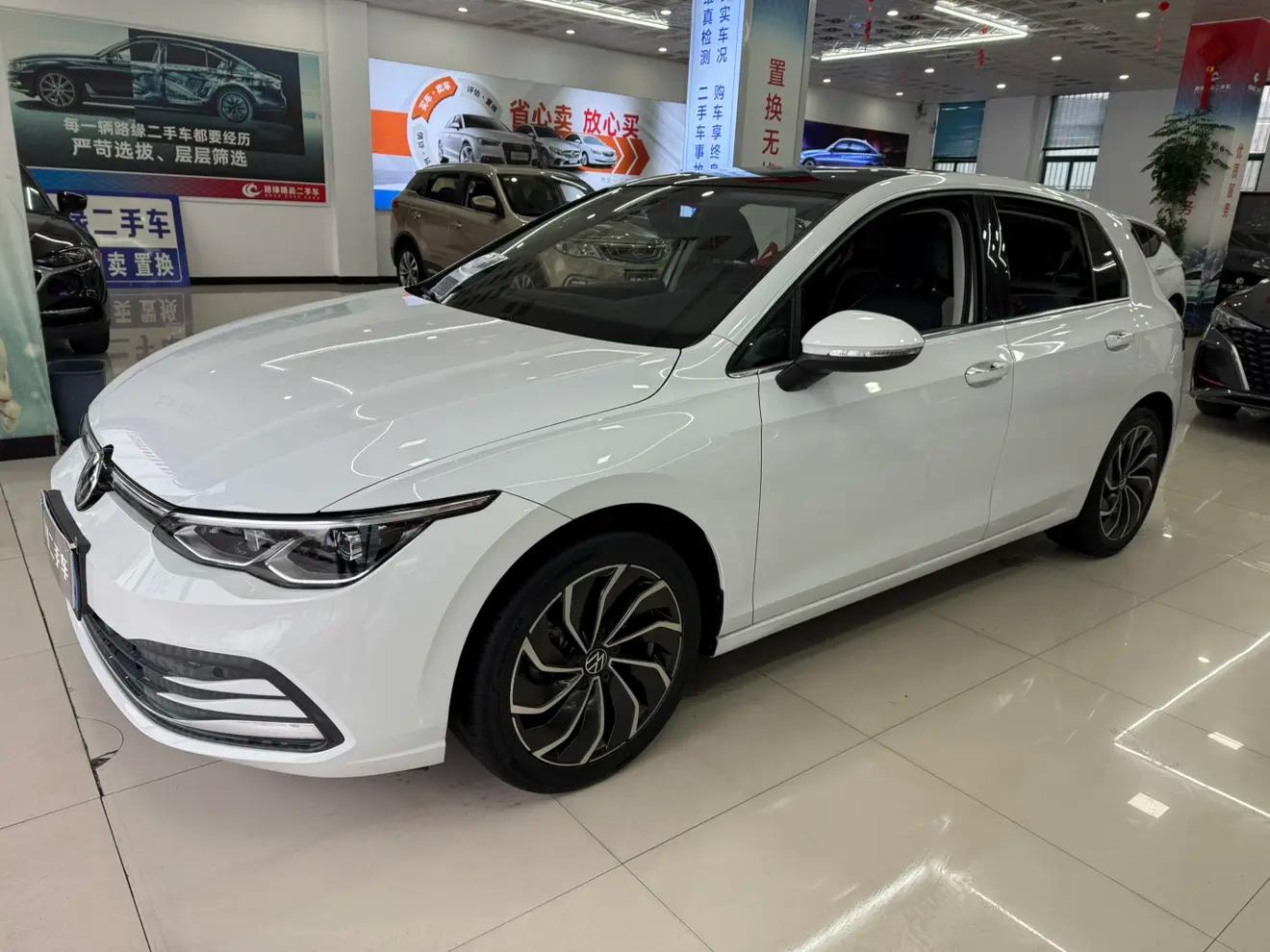 Volkswagen Golf 2021 г. 50000 км.