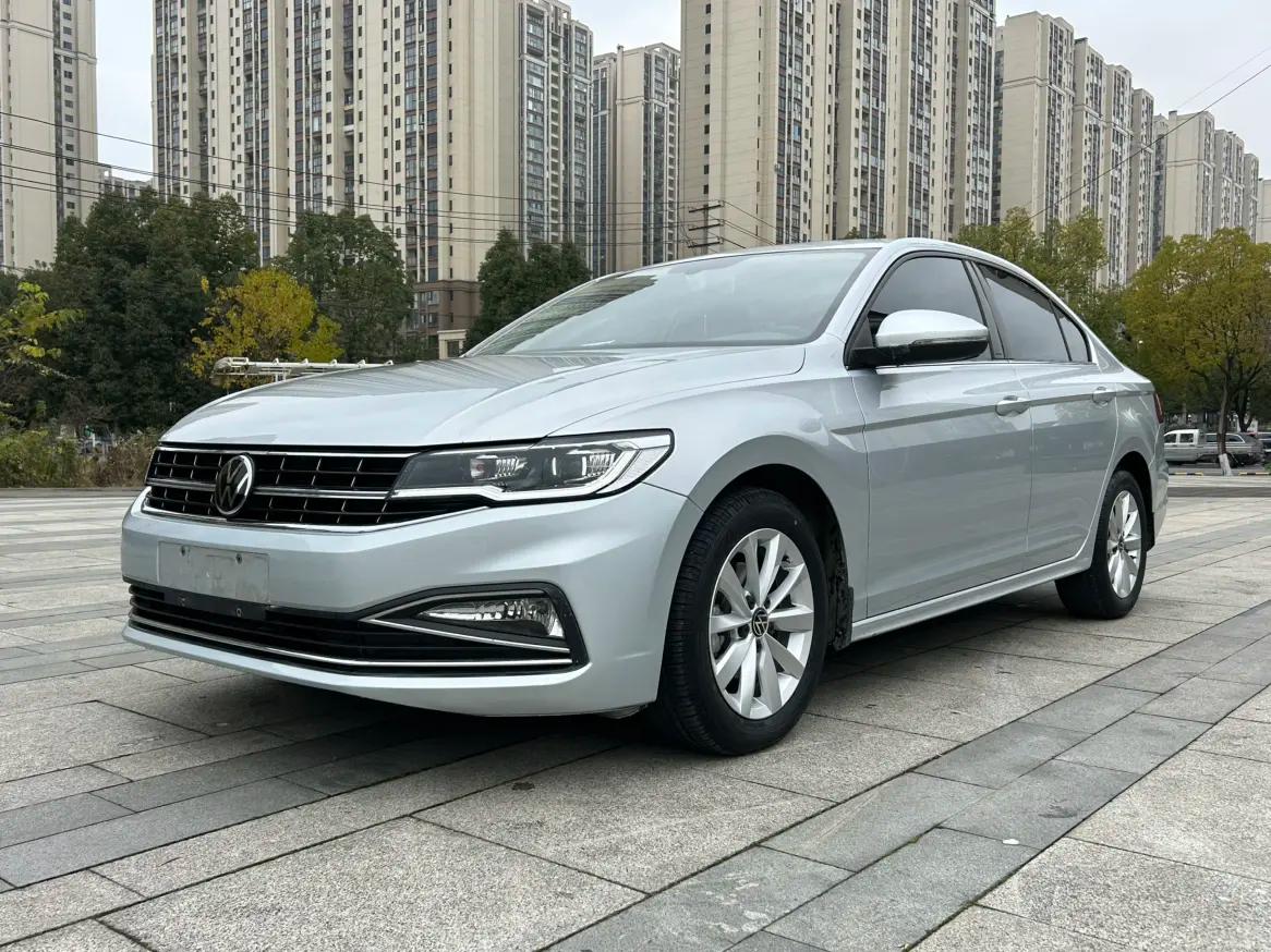 Volkswagen Bora 2021 г. 75143 км.