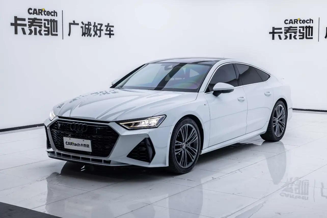 Audi A7 2023 г. 38504 км.