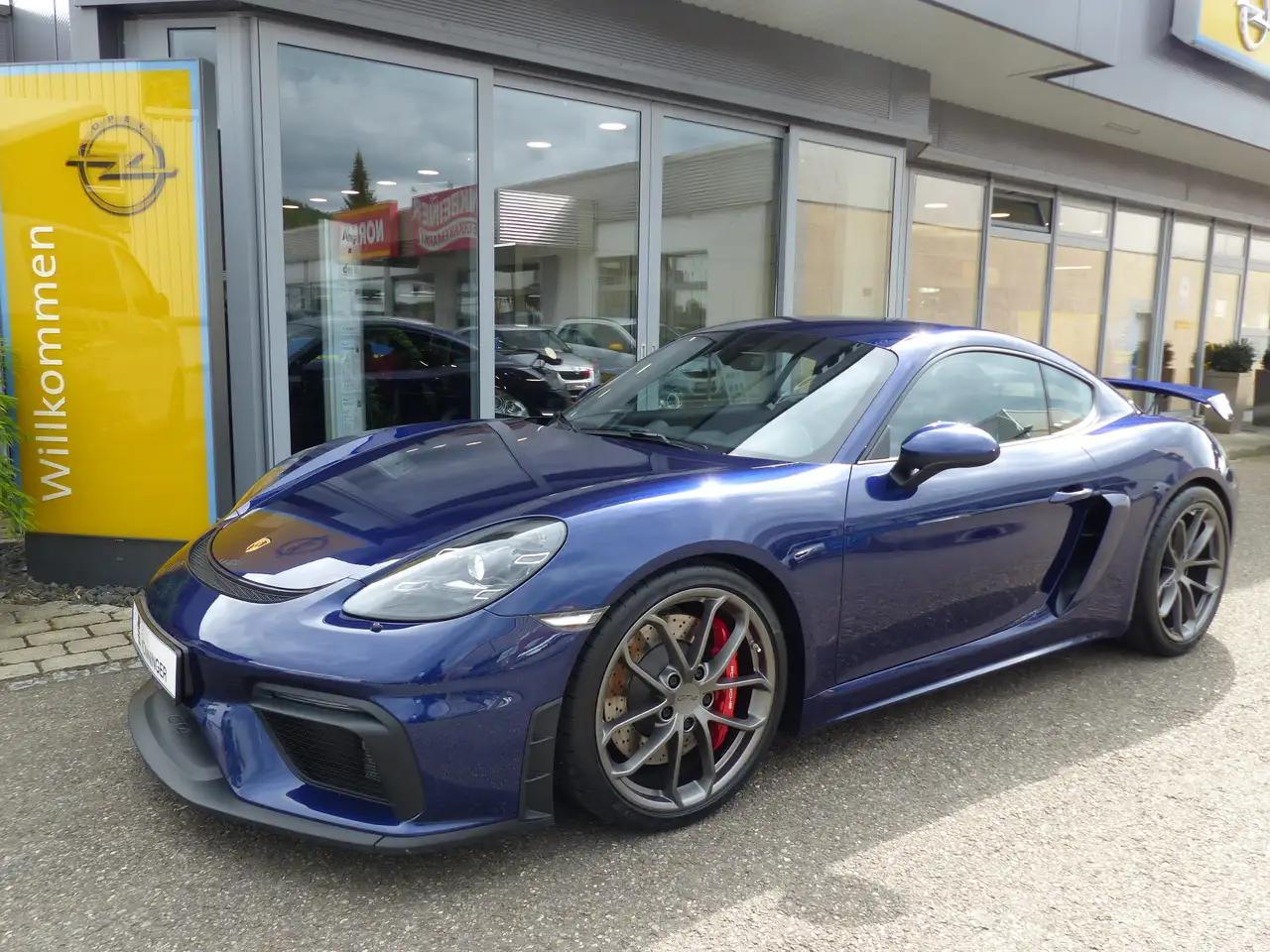 Porsche 718 Cayman