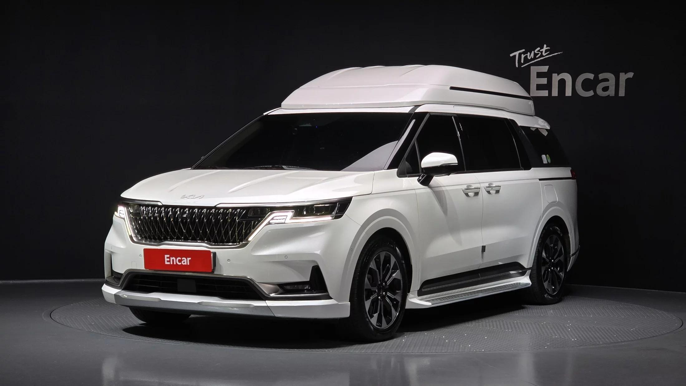 Kia Carnival Gasoline 4-Seater Hi-Limousine Signature, 2022 г. 126674 км.