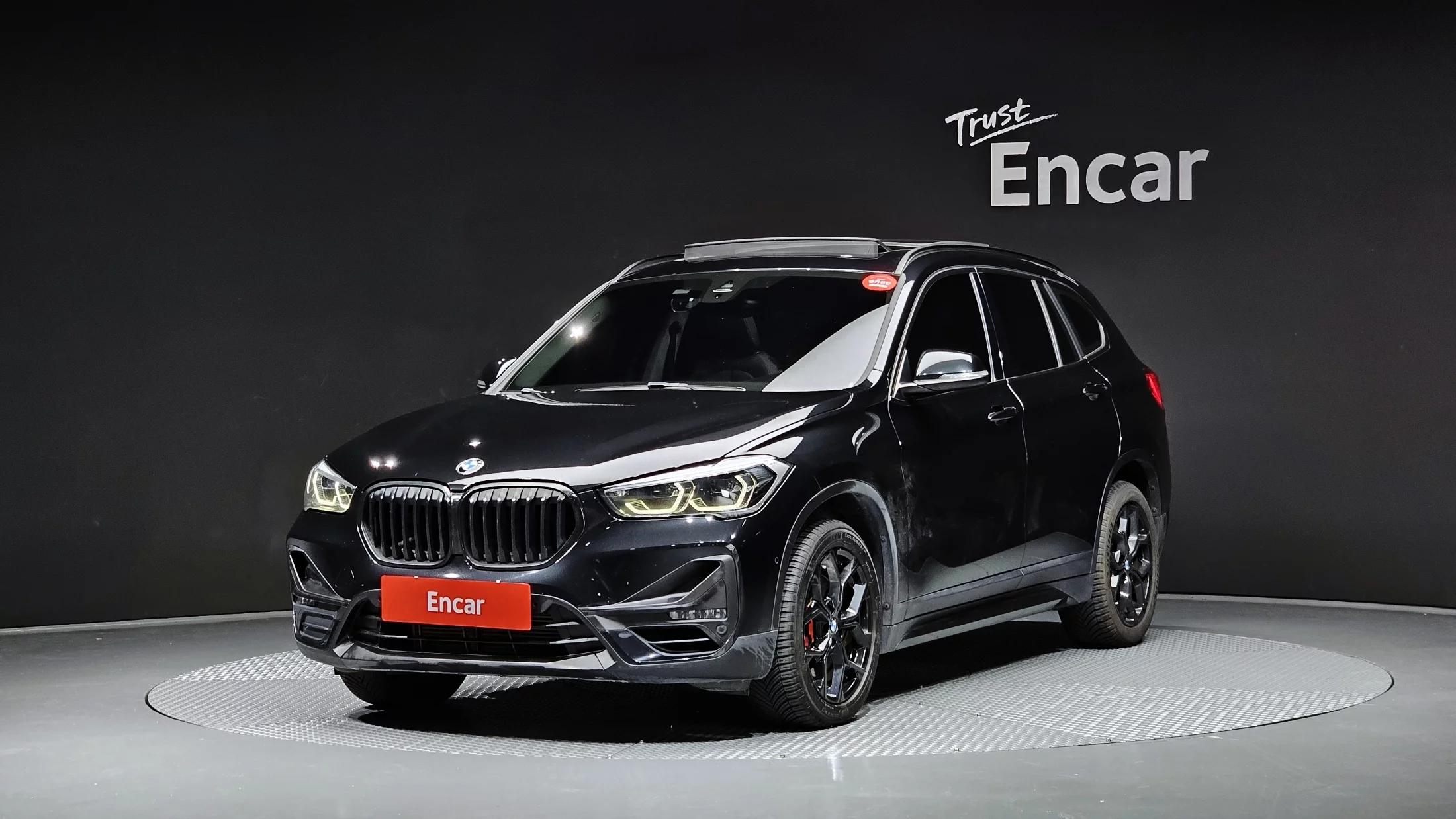 BMW X1 xDrive 20i xLine, 2021 г. 47300 км.