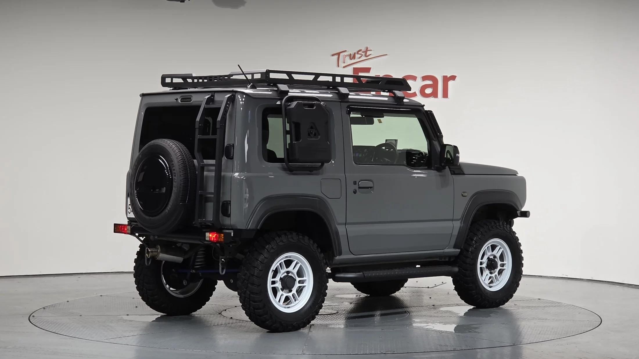 Suzuki JIMNY 0.6, 2022 г. 3388 км.