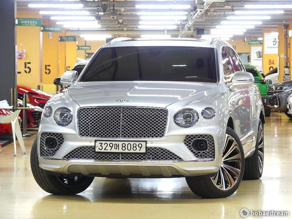 Bentley Bentayga 4.0 V8, 2022 г. 37066 км.