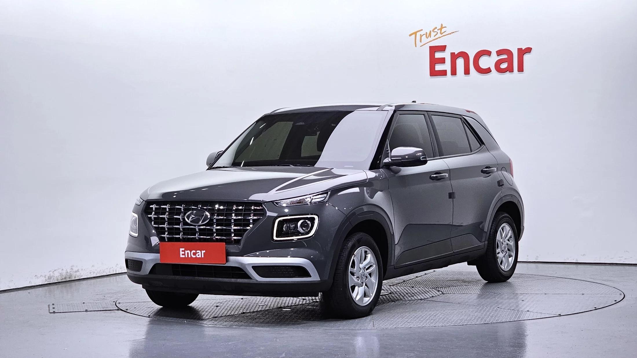 Hyundai Venue 1,6 Premium, 2023 г. 17181 км.