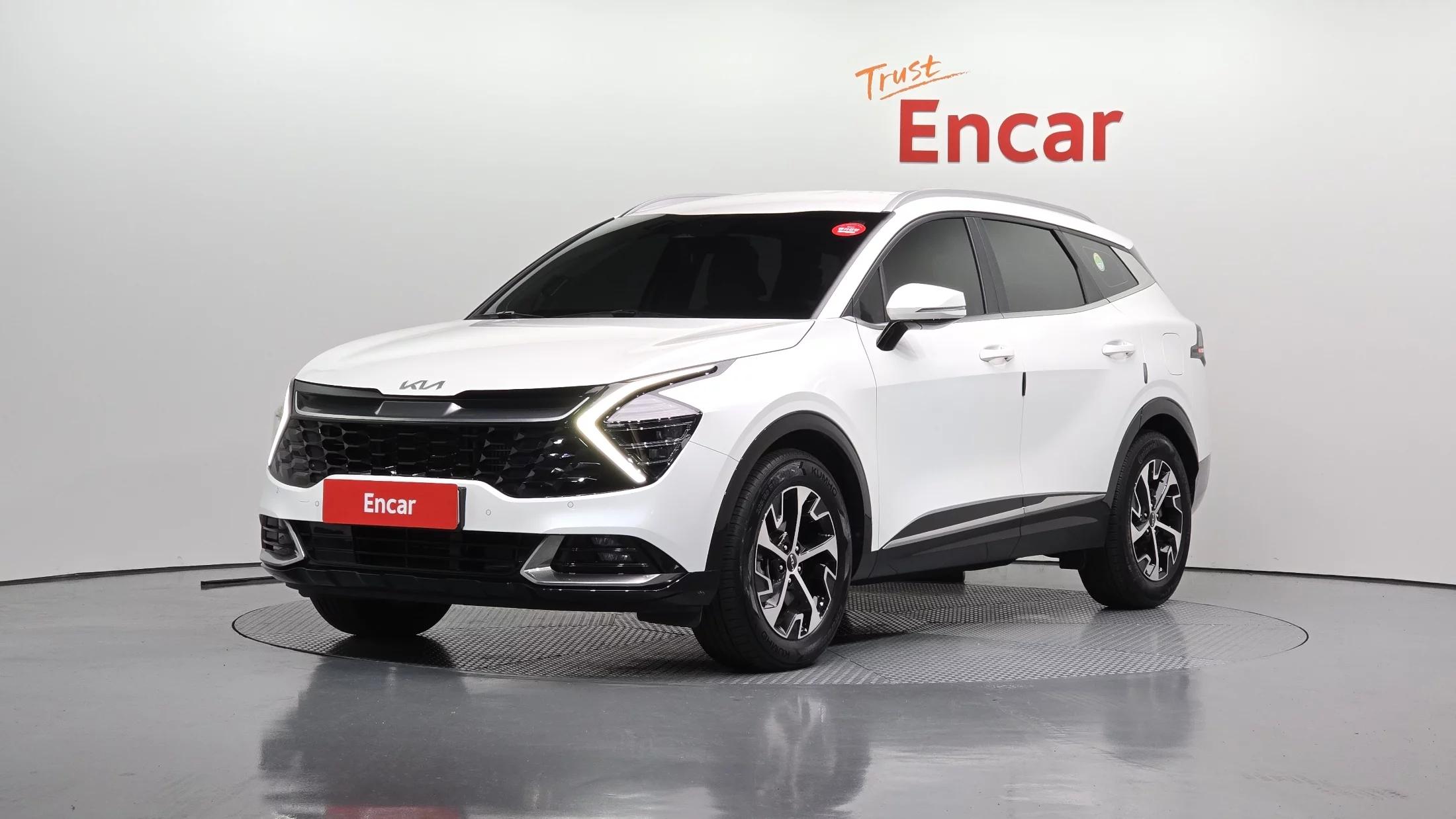 Kia Sportage Signature 2WD, гибрид, 2022 г. 61625 км.